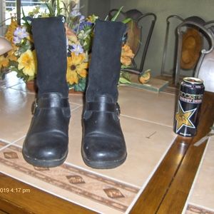 Ladies Boots